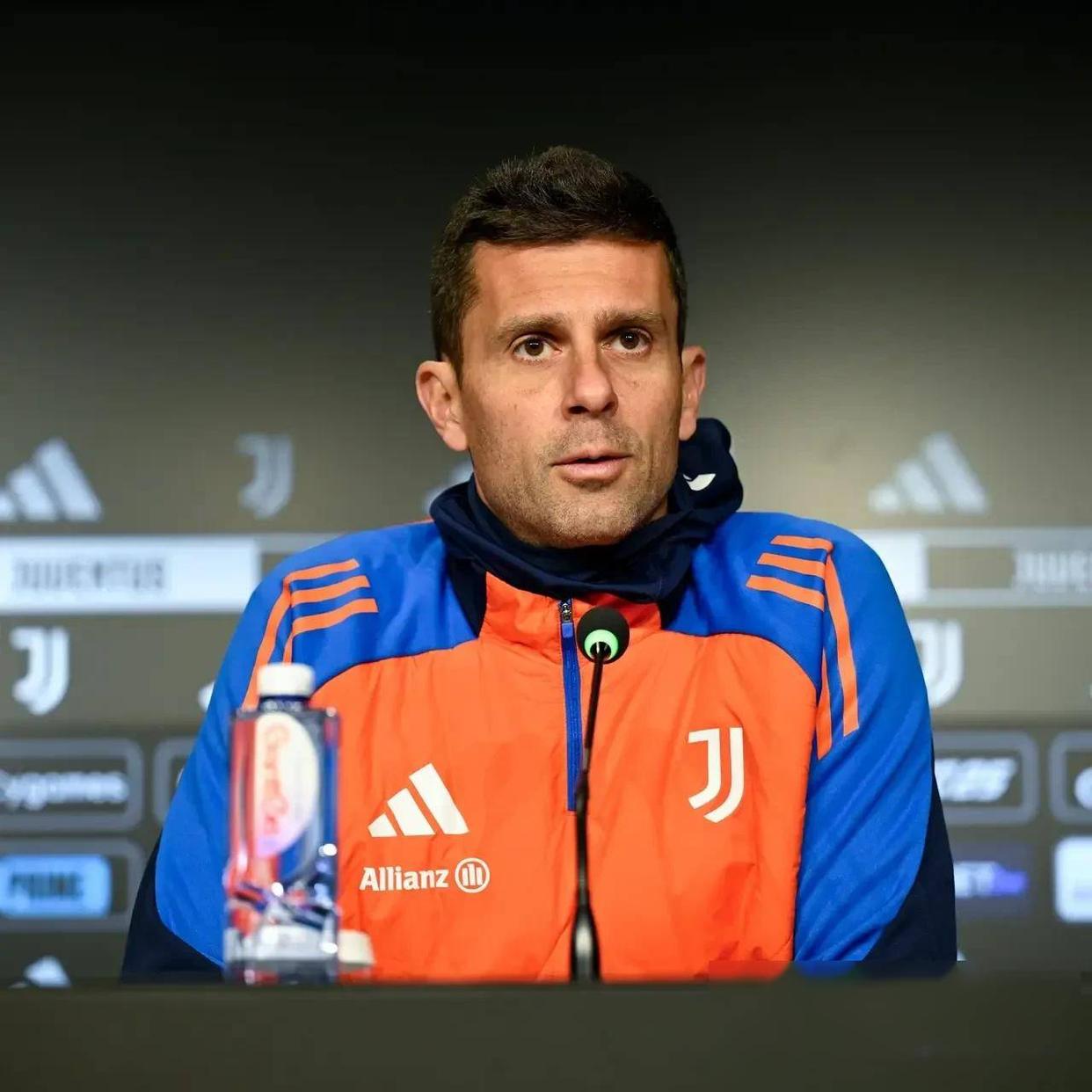 包含今晨尤文图斯备战NBA常规赛,遗憾出局细节曝光,管理层满意,球队文化再被提及的词条 包含今晨尤文图斯备战NBA常规赛,遗憾出局细节曝光,管理层满意,球队文化再被提及的词条