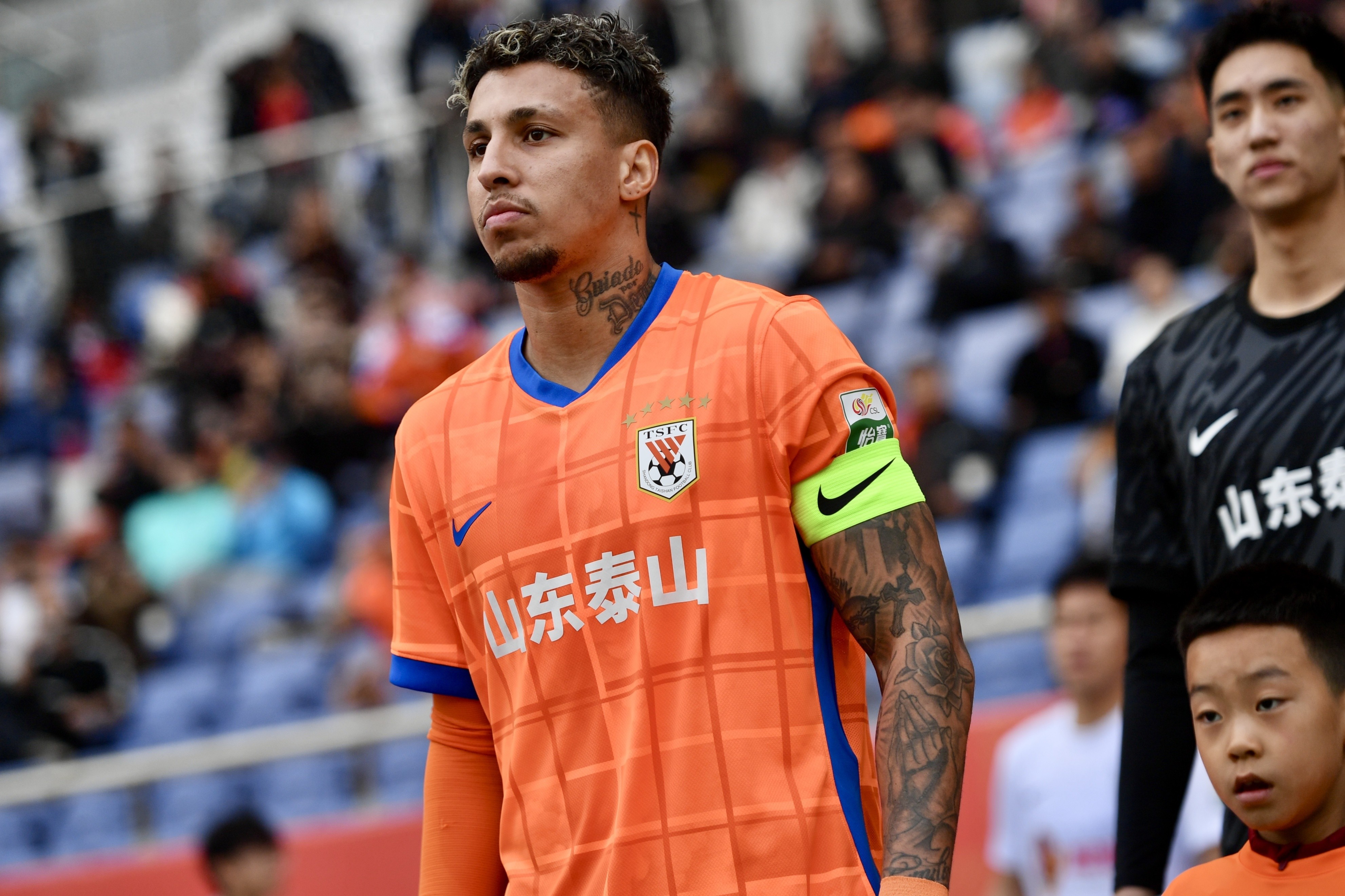 加时末段突围战来临，山东泰山围绕德甲战术微调，压力陡增，高层口径保持一致的简单介绍