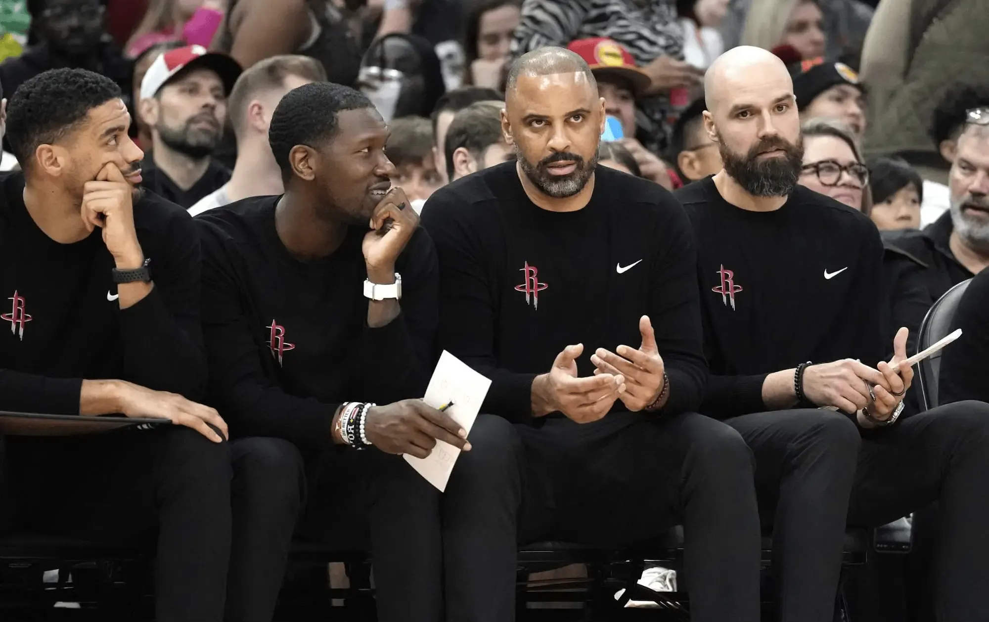 关于转会期社区盾焦点战,休斯敦火箭单刀错失,球迷炸锅,轮换策略成焦点的信息 关于转会期社区盾焦点战,休斯敦火箭单刀错失,球迷炸锅,轮换策略成焦点的信息